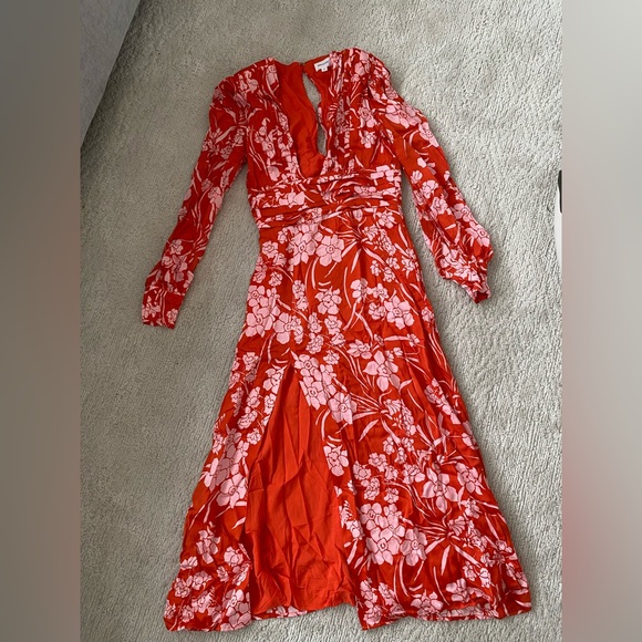 Song of Style Dawson Midi Dress - Picture 4 of 7